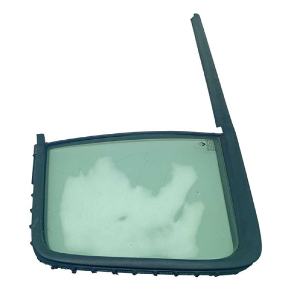 Vidro Vigia Fixo Porta Traseira Direita Renault Clio 2008